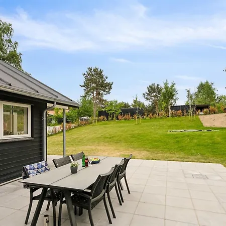 Norna - 350m From The Sea By Interhome Holiday home